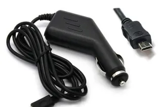 Автомобільне зарядне microUSB (з литим шнуром)