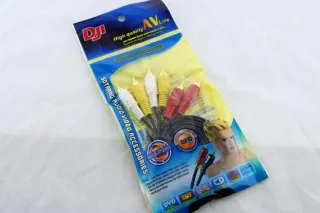 Кабель перехідник 3RCA to 3RCA (1.2 м) в упаковці