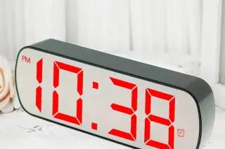 Електронний годинник 895Y-1 / RED (дзеркальний)