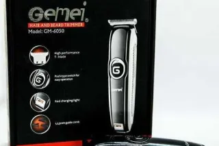 Машинка для стрижки волосся GM-6050